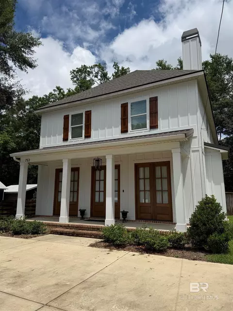 753 Prospect Ave, Fairhope, AL 36532