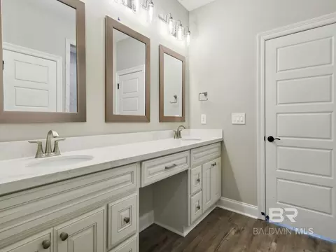 Bath - 12883 Gondala St, Elberta, AL 36530 photo 1 of 3