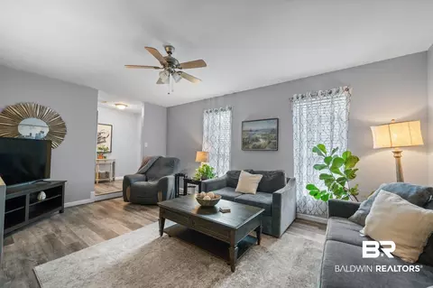 4724 Wicker Way, Mobile, AL 36609 photo 4
