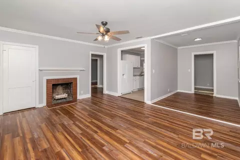 Living - 263 E Border Dr, Mobile, AL 36608 photo 2 of 2