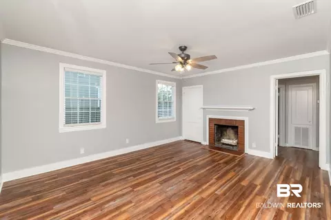 263 E Border Dr, Mobile, AL 36608 photo 2