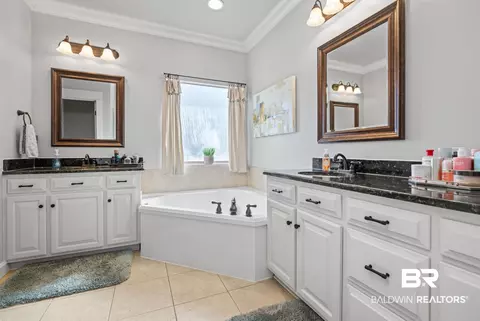 Bath - 9380 Sanibel Loop, Daphne, AL 36526 photo 1 of 3