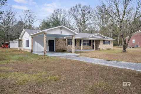 40885 Quinley Ln, Bay Minette, AL 36507