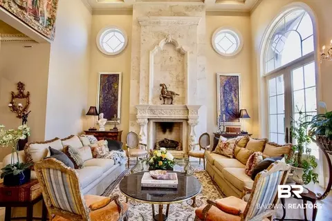 Living - 150 Austill Ave, Mobile, AL 36608 photo 5 of 8
