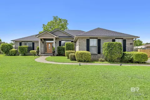 1054 Tampa Ave, Foley, AL 36535