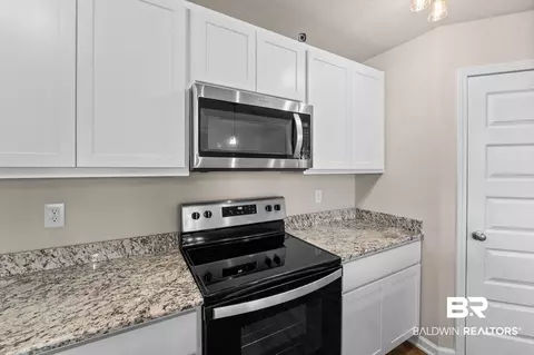 Kitchen - 23363 Shadowridge Dr, Daphne, AL 36526 photo 7 of 7