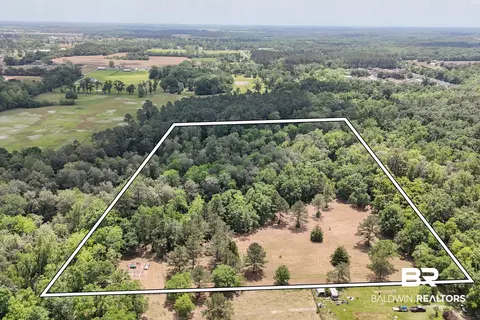 Pearson Lane, Robertsdale, AL 36567