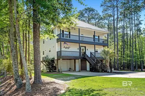 5083 Skiff Ln, Gulf Shores, AL 36542