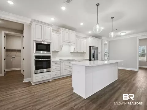10162 Grady Ln, Mobile, AL 36695 photo 5