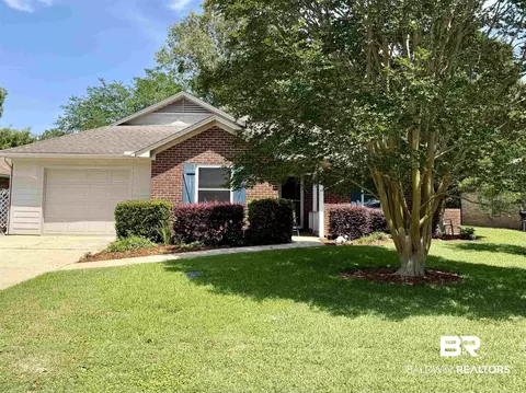 6 Mccue Cir, Fairhope, AL 36532