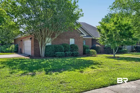 260 Falls Creek St, Fairhope, AL 36532