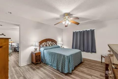 Bedroom - 35893 Pine Rd, Stapleton, AL 36578 photo 2 of 8