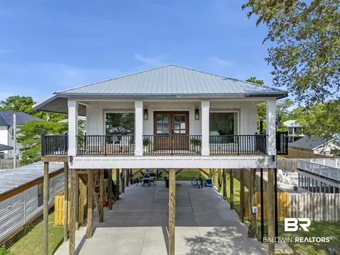 5374 Bayou St John Ave, Orange Beach, AL 36561