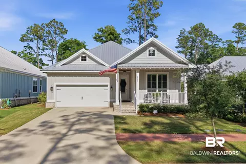 2560 Bienville Ave, Gulf Shores, AL 36542