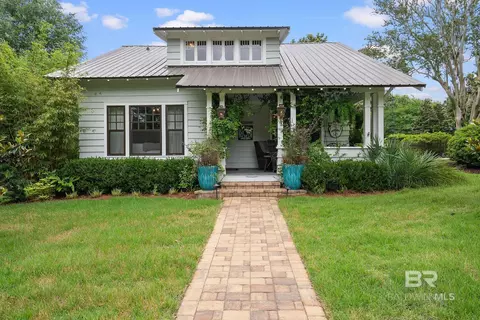 111 Fels Ave, Fairhope, AL 36532