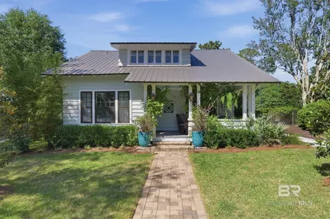 111 Fels Ave, Fairhope, AL 36532