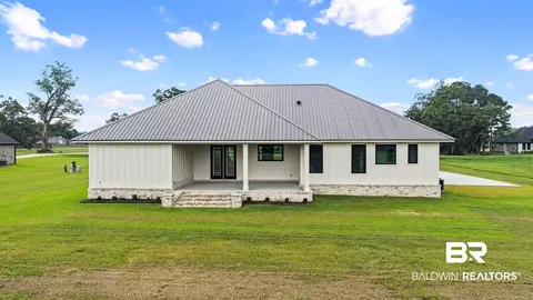 Exterior - 13111 Gopher Ct, Elberta, AL 36530 photo 6 of 9