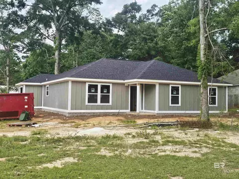 1915 Mary Jane Dr, Bay Minette, AL 36507