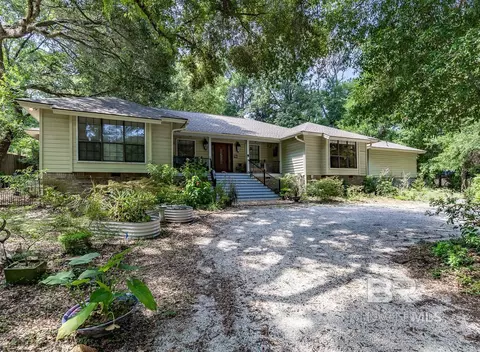 611 Sandpiper Ln, Daphne, AL 36526