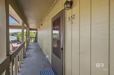 337 Riverbend Dr #337, Mobile, AL 36605