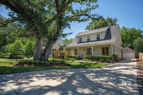 166 White Ave, Fairhope, AL 36532