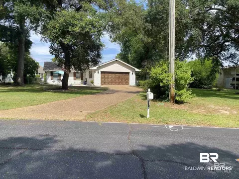 2186 Spanish Oak Dr, Lillian, AL 36549