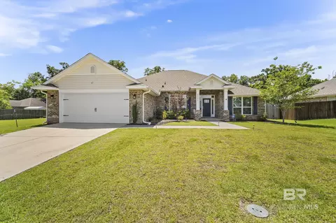 23260 Ridgewood Dr, Robertsdale, AL 36567