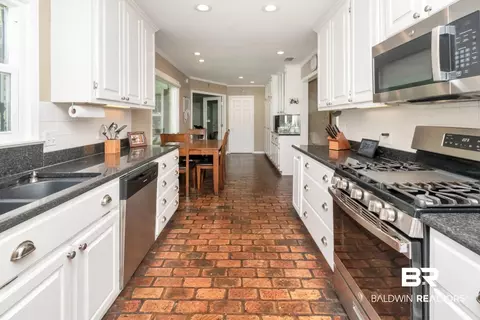 637 W Tudor Ln, Mobile, AL 36608 photo 21