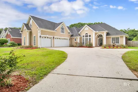 8847 Dawes Lake Rd, Mobile, AL 36619