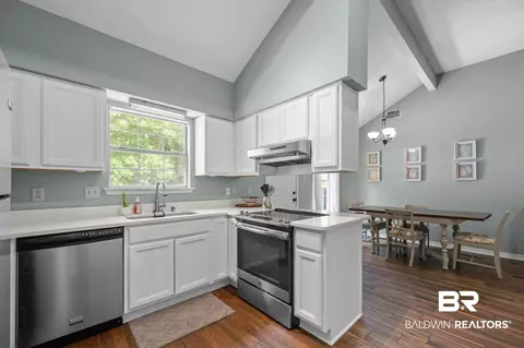 1281 E Burnt Tree Dr, Mobile, AL 36695 photo 9