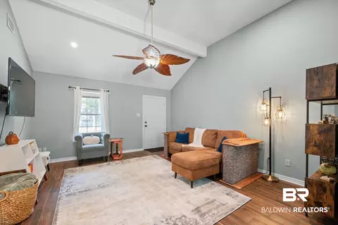 1281 E Burnt Tree Dr, Mobile, AL 36695 photo 4