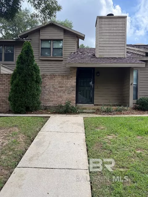 200 Parma Dr #R-2, Daphne, AL 36526