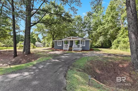 6918 Park Dr, Daphne, AL 36526