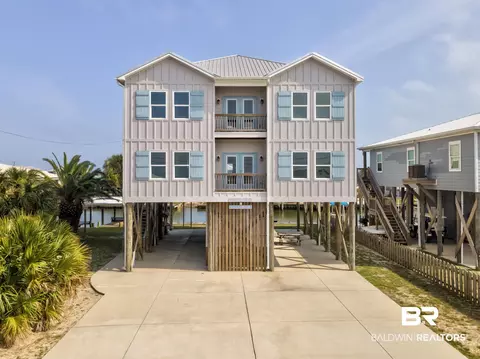 2213 Cadillac Ave, Dauphin Island, AL 36528