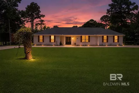 9825 Wolf Creek Rdg, Elberta, AL 36530