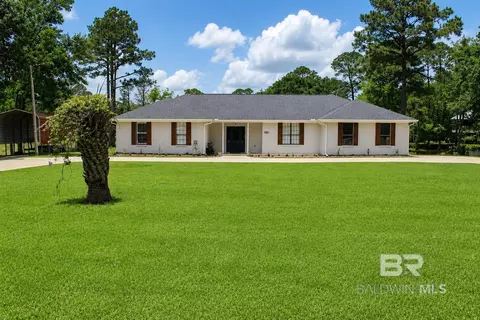 9825 Wolf Creek Rdg, Elberta, AL 36530
