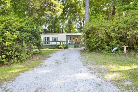 600-601 Buena Vista Dr, Lillian, AL 36549