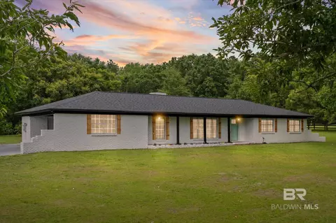 45159 Chalet Dr, Bay Minette, AL 36507