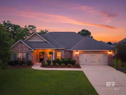 27063 Gramercy Ln, Daphne, AL 36526