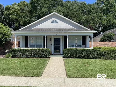 33 Cottage Dr, Fairhope, AL 36532