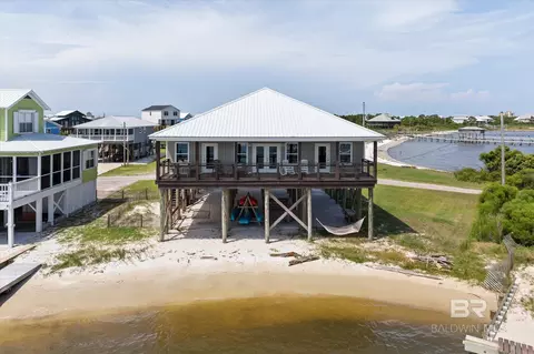 672 Bonita Ct, Gulf Shores, AL 36542