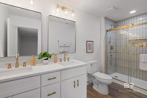 Bath - 28977 Gardner Rd, Elberta, AL 36530 photo 5 of 6