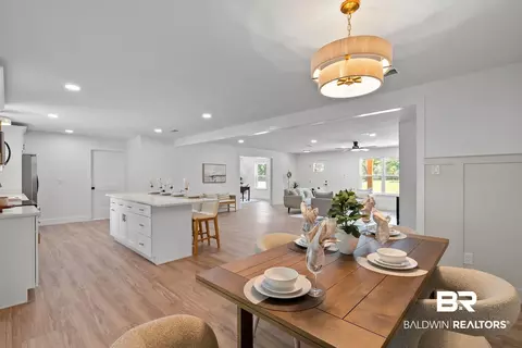 Dining - 28977 Gardner Rd, Elberta, AL 36530 photo 2 of 2