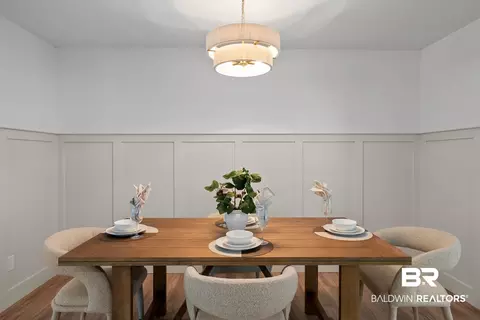 Dining - 28977 Gardner Rd, Elberta, AL 36530 photo 1 of 2