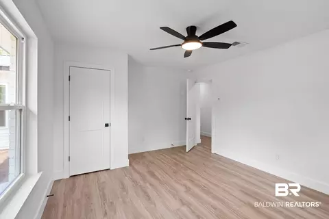 Bedroom - 28977 Gardner Rd, Elberta, AL 36530 photo 5 of 6