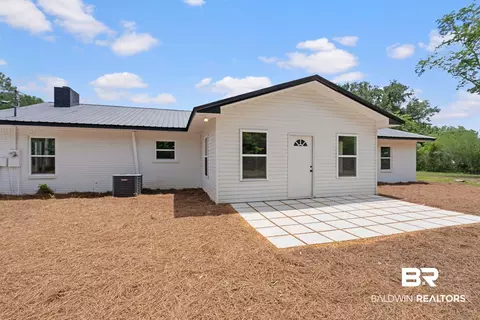 Exterior - 28977 Gardner Rd, Elberta, AL 36530 photo 7 of 12