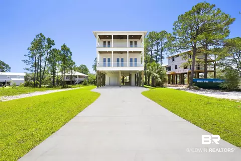 26592 Carondelette Dr, Orange Beach, AL 36561