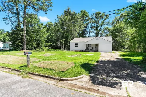 1767 Pake Ave, Mobile, AL 36605 photo 2