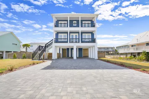 8169 White Sands Blvd, Navarre Beach, FL 32566