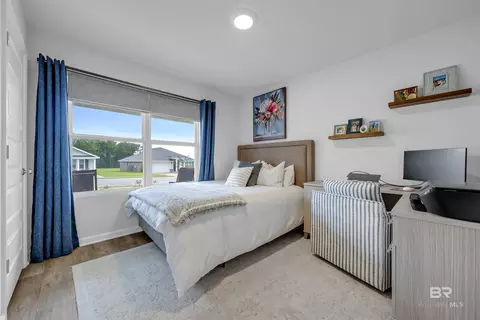 Bedroom - 11230 Elemis Dr, Daphne, AL 36526 photo 1 of 8